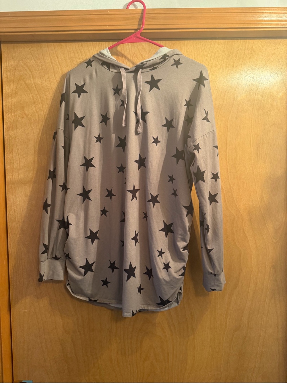Maternity Derek Heart Gray Star Print Hoodie
